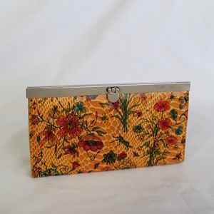 Turn-Lock-Floral-Leatherette-Hand-wallet-Vintage-